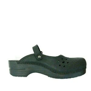 Dansko brushed black vented Mary Jane slides sz 39